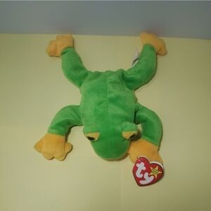 Smoochy the frog beanie baby 1997. This rare and retired beanie baby by Ty from
